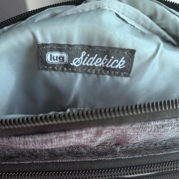 Lug Sidekick excursion pouch w/ RFID NWT black/grey color - Picture 3 of 7